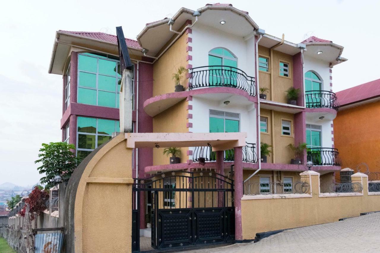 Relief Motel Fort Portal Dış mekan fotoğraf
